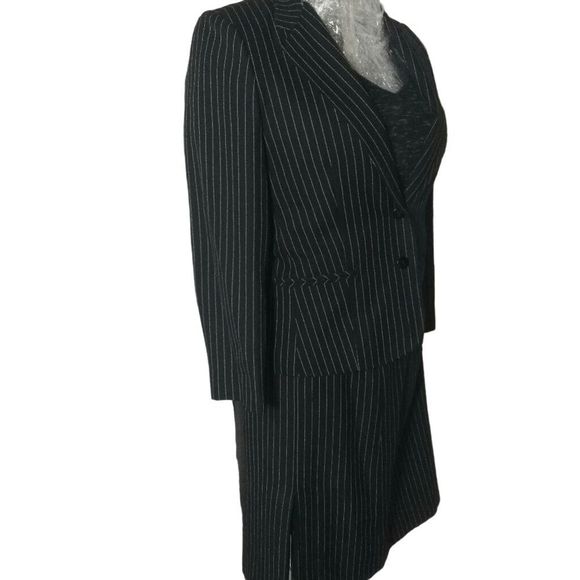 Ladies 2 piece suit A Great Suit For Work Wear! - Picture 1 of 8